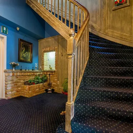 Hotel The Black Swan
