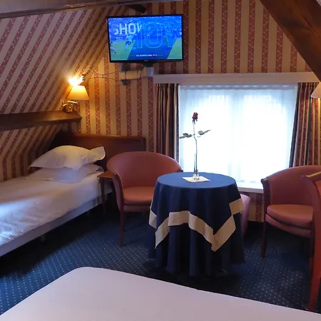 The Black Swan Hotel 3*