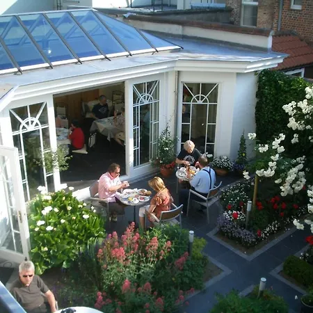 The Black Swan Hotel 3*